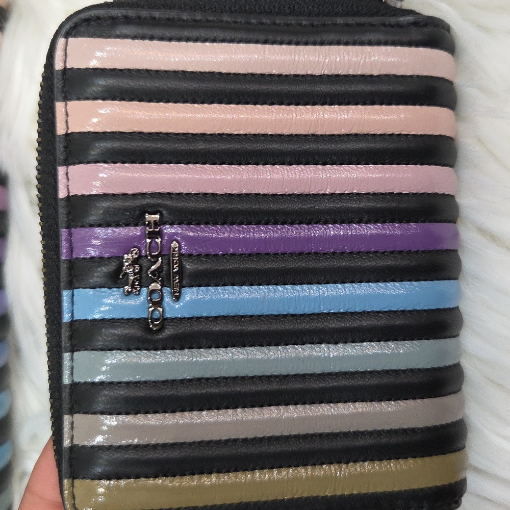 🌈🔹️COACH🔹️ Parker Ombrè Quilted Striped Multicolor Women's Bag + Wallet Set - Picture 5 of 17